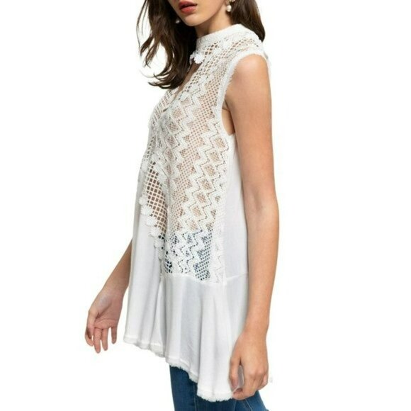 NWT POL Crochet Lace High Neck with Keyhole Flowy Blouse Tunic Top - Picture 3 of 6
